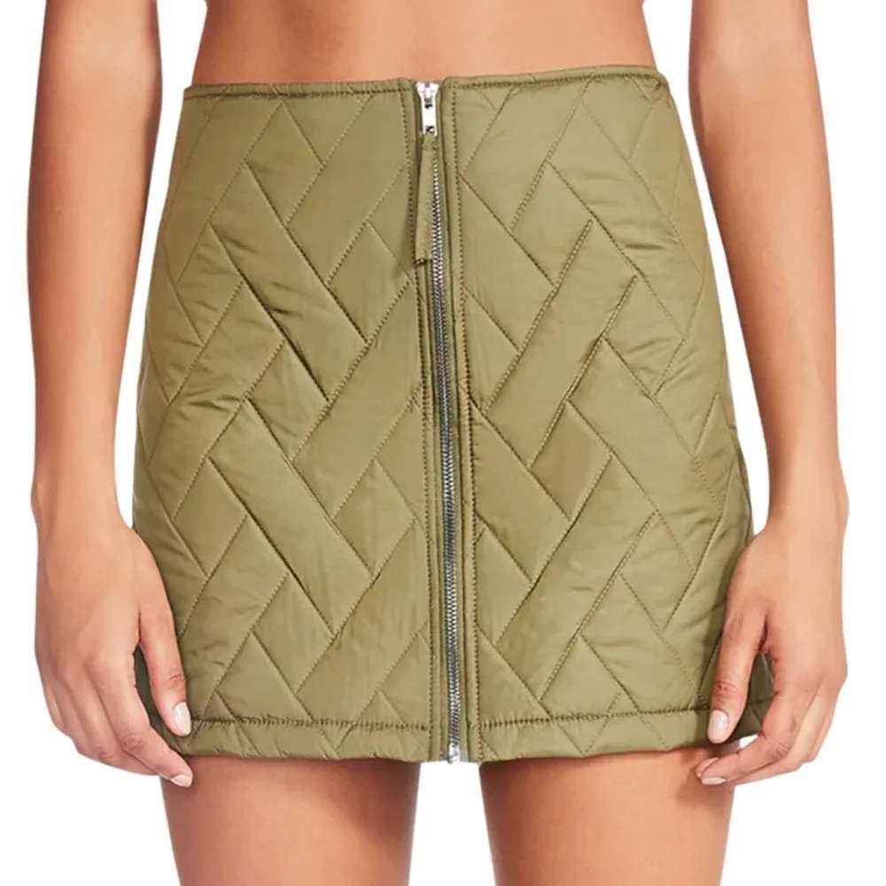 Steve Madden Emerson Skirt Olive Green Quilted Mini Front Zip